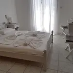 Senia 4* Náusza