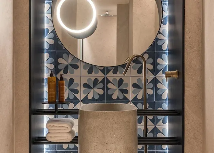 Szálloda Senia Náusza