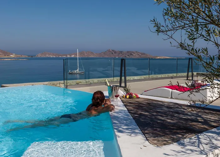 Senia 4* Naousa (Paros)